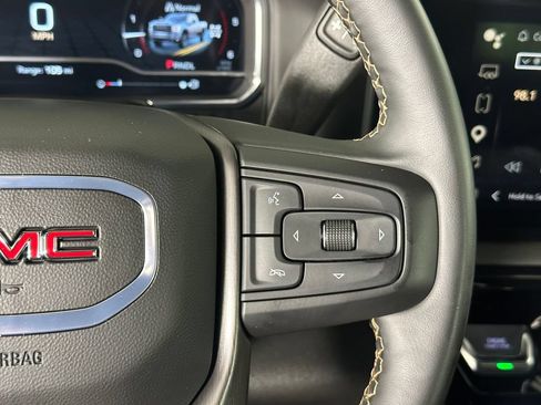 Used 2025 GMC Sierra 2500 AT4 w/ AT4 Premium Plus Package AWD/4WD image 14