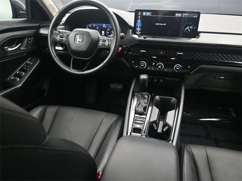 Certified 2024 Honda Accord EX-L image 10