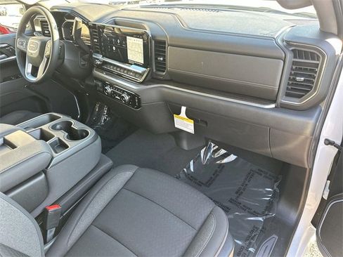 New 2026 GMC Sierra 1500 Elevation image 28