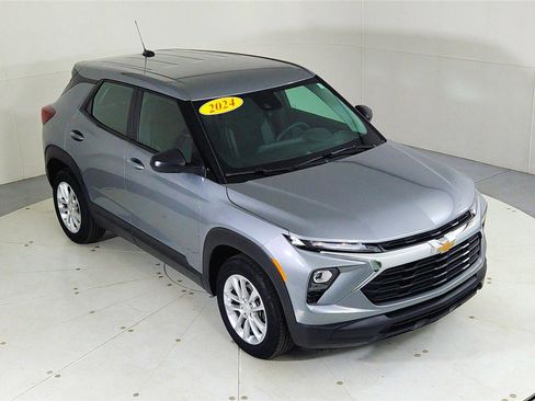Used 2024 Chevrolet TrailBlazer LS image 13