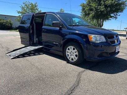 Used 2014 Dodge Grand Caravan SE w/ Quick Order Package 29E SE