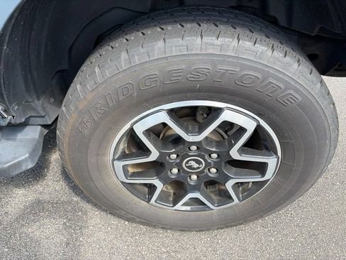 Used 2023 Ford Bronco Outer Banks AWD/4WD image 13