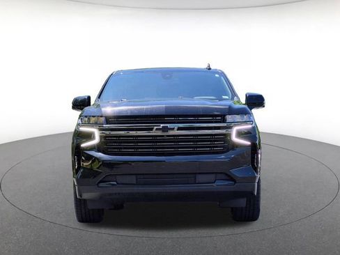 Used 2022 Chevrolet Suburban RST w/ Luxury Package AWD/4WD image 2