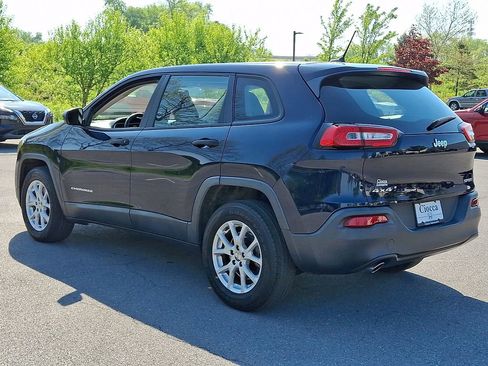 Used 2014 Jeep Cherokee Sport AWD/4WD image 7