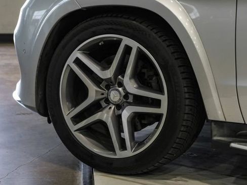 Used 2017 Mercedes-Benz GLS 550 4MATIC image 58