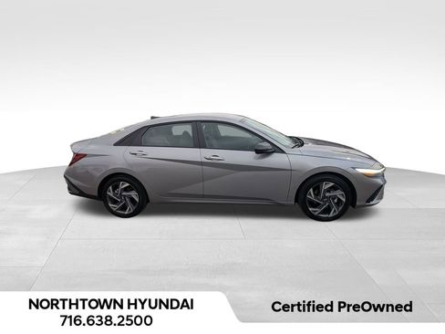 Certified 2025 Hyundai Elantra Sport image 3