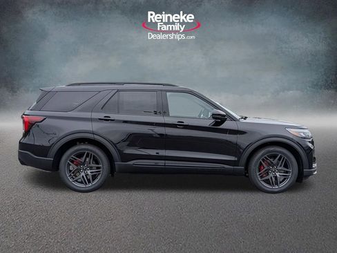 New 2026 Ford Explorer ST AWD/4WD image 4