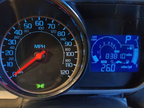 Used 2015 Chevrolet Spark LT image 23