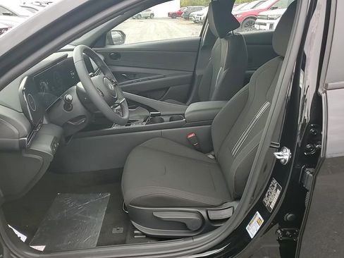 New 2026 Hyundai Elantra Sport image 13