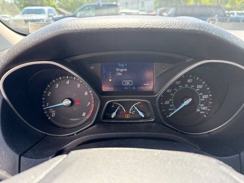 Used 2013 Ford Focus SE w/ SE Winter Pkg FWD image 10