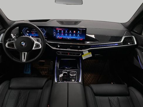 Certified 2025 BMW X7 M60i w/ Climate Comfort Package image 22