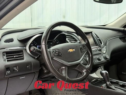 Used 2018 Chevrolet Impala LT FWD image 10