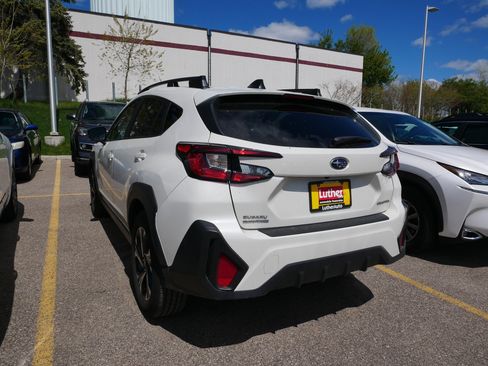 Used 2024 Subaru Crosstrek 2.0i Premium w/ Crosstrek Mirror Package AWD/4WD image 3