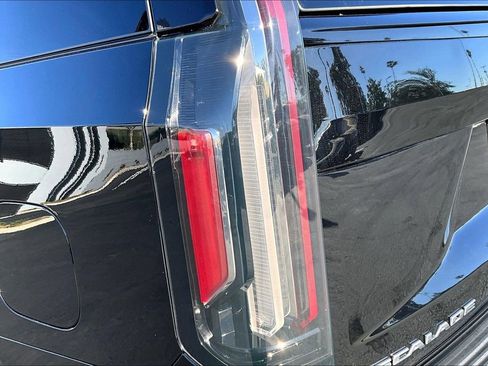 Used 2022 Cadillac Escalade Sport Platinum image 27