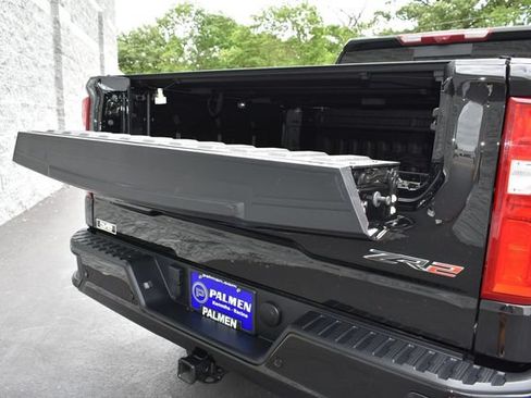Certified 2024 Chevrolet Silverado 1500 ZR2 w/ Technology Package AWD/4WD image 32