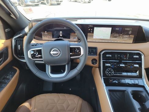 New 2025 Nissan Armada Platinum Reserve image 9