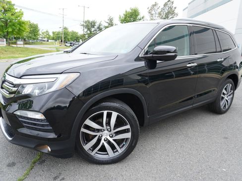Used 2016 Honda Pilot Elite image 3