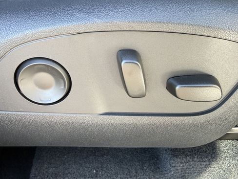 New 2026 GMC Acadia Denali w/ Super Cruise Package image 16