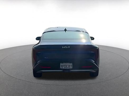 Used 2025 Kia K4 LXS image 12
