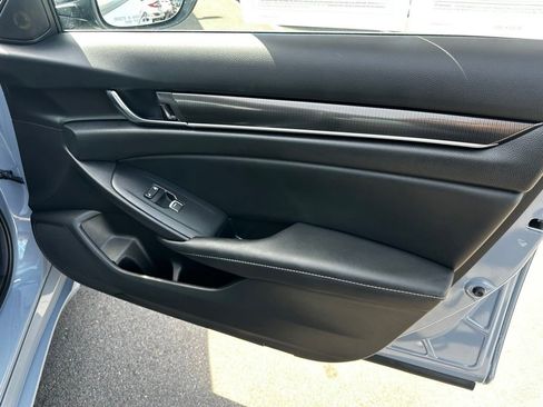 Used 2022 Honda Accord Sport image 14