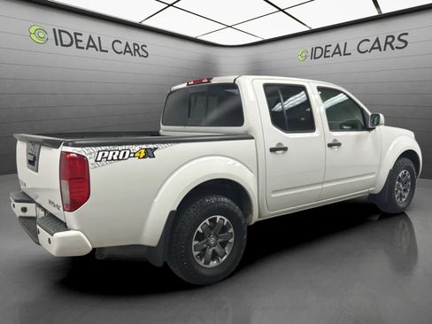 Used 2018 Nissan Frontier PRO-4X AWD/4WD image 5