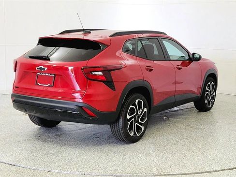 New 2026 Chevrolet Trax RS w/ Driver Confidence Package FWD image 7