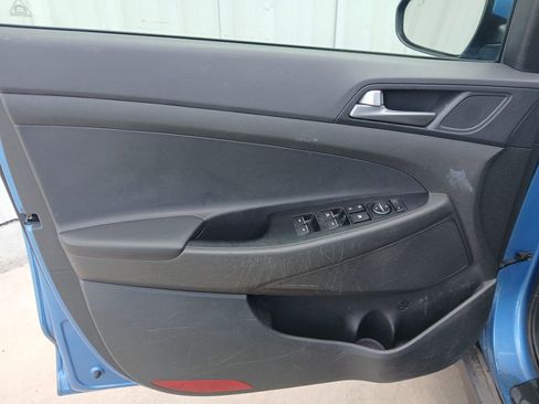 Used 2016 Hyundai Tucson Limited w/ Option Group 03 image 9