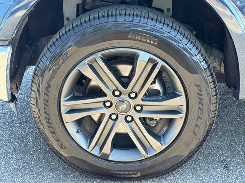 Used 2016 Ford F150 Lariat AWD/4WD image 11