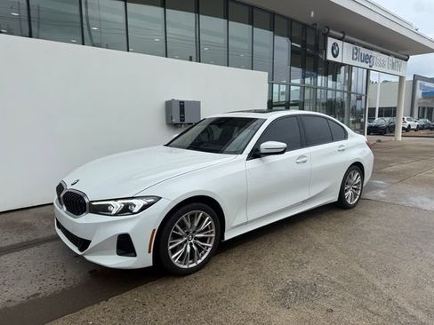 Used 2023 BMW 330i xDrive Sedan w/ Premium Package AWD/4WD image 1