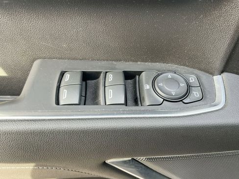 Used 2022 Chevrolet Silverado 1500 LT image 17