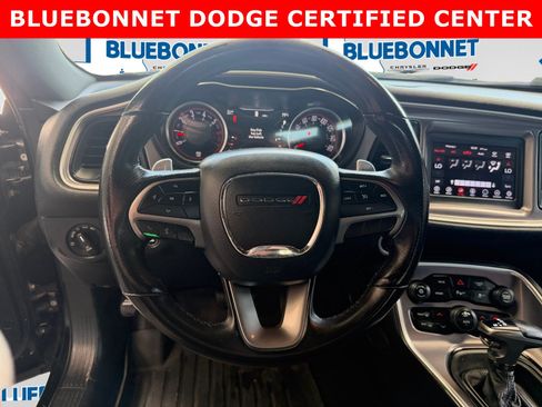 Used 2019 Dodge Challenger R/T RWD image 13