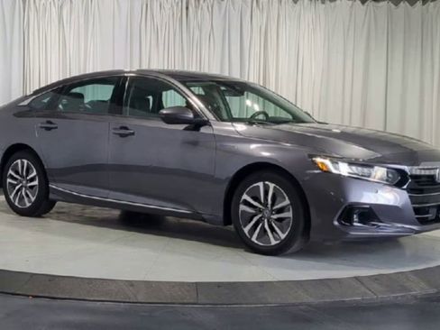 Used 2022 Honda Accord EX-L image 2