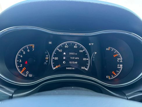 Used 2021 Jeep Grand Cherokee Laredo RWD image 24