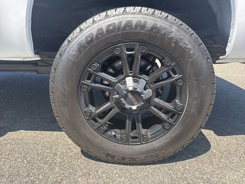Used 2014 Ford F250 XL w/ Power Equipment Group AWD/4WD image 5