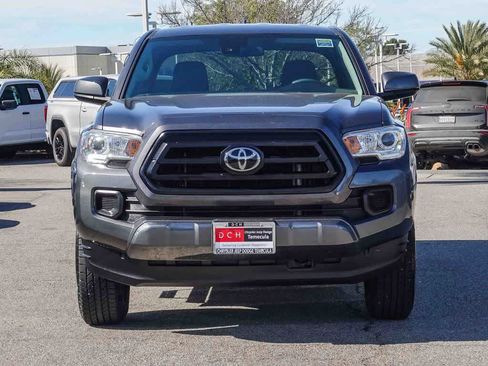 Used 2020 Toyota Tacoma SR image 2