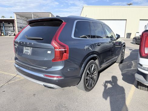 Used 2021 Volvo XC90 T8 Inscription Expression w/ Advanced Package AWD/4WD image 4