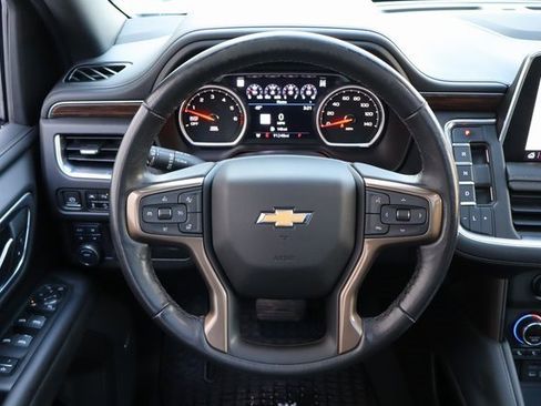 Used 2021 Chevrolet Suburban High Country image 23