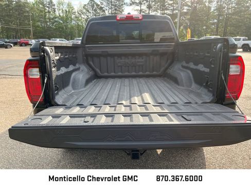 New 2026 GMC Canyon Denali w/ LPO, Black Badging Package image 26