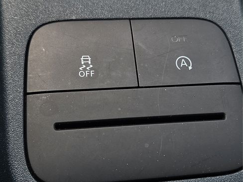 Used 2025 Ford Maverick Lobo AWD/4WD image 22
