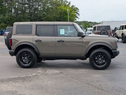 New 2026 Ford Bronco Badlands AWD/4WD image 4