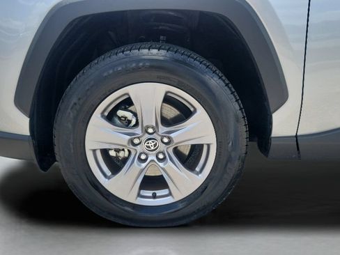 Certified 2025 Toyota RAV4 XLE AWD/4WD image 25