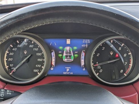 Used 2019 Maserati Levante GranSport image 33