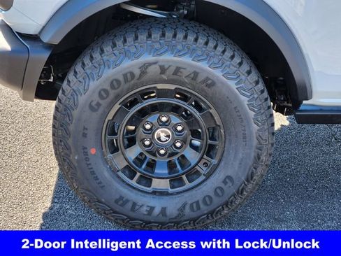 New 2026 Ford Bronco Badlands image 10