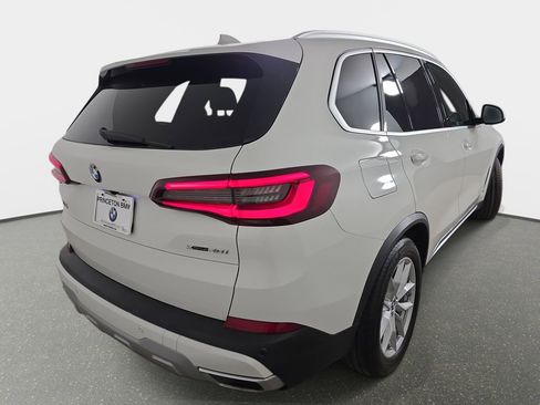 Used 2021 BMW X5 xDrive40i w/ Convenience Package AWD/4WD image 39