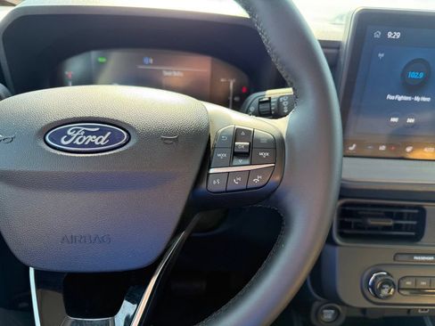Used 2025 Ford Maverick XLT w/ Equipment Group 301A AWD/4WD image 26