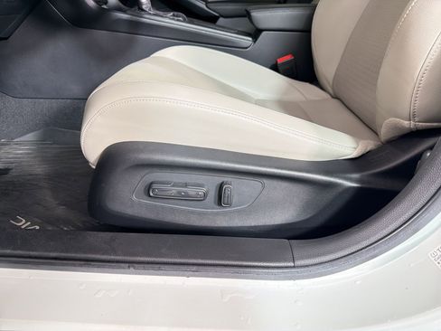 Used 2024 Honda Civic Touring image 13