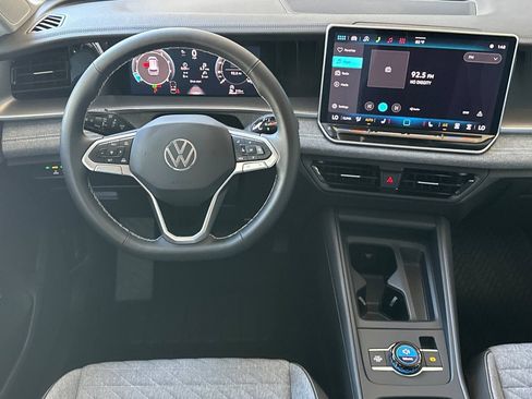 New 2026 Volkswagen Tiguan S FWD image 12