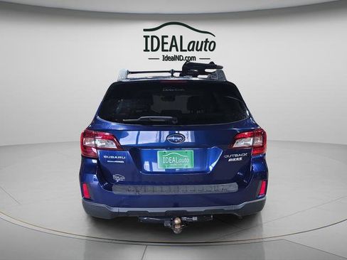 Used 2017 Subaru Outback 2.5i Premium AWD/4WD image 4