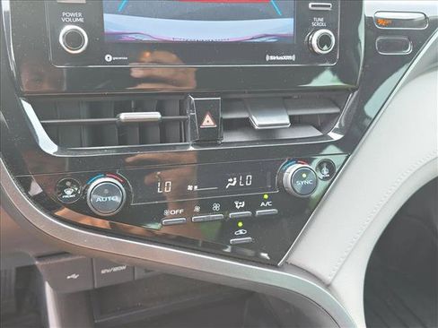 Used 2023 Toyota Camry LE FWD image 14
