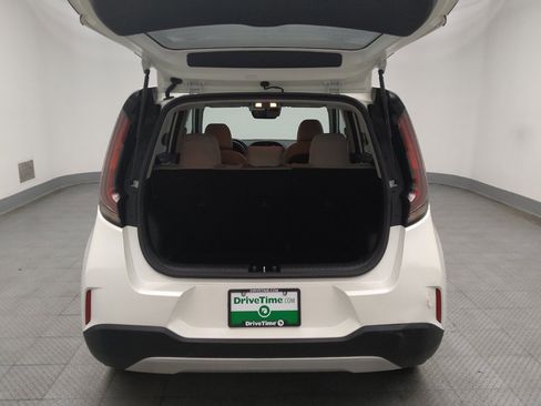 Used 2025 Kia Soul LX w/ LX Technology Package image 29